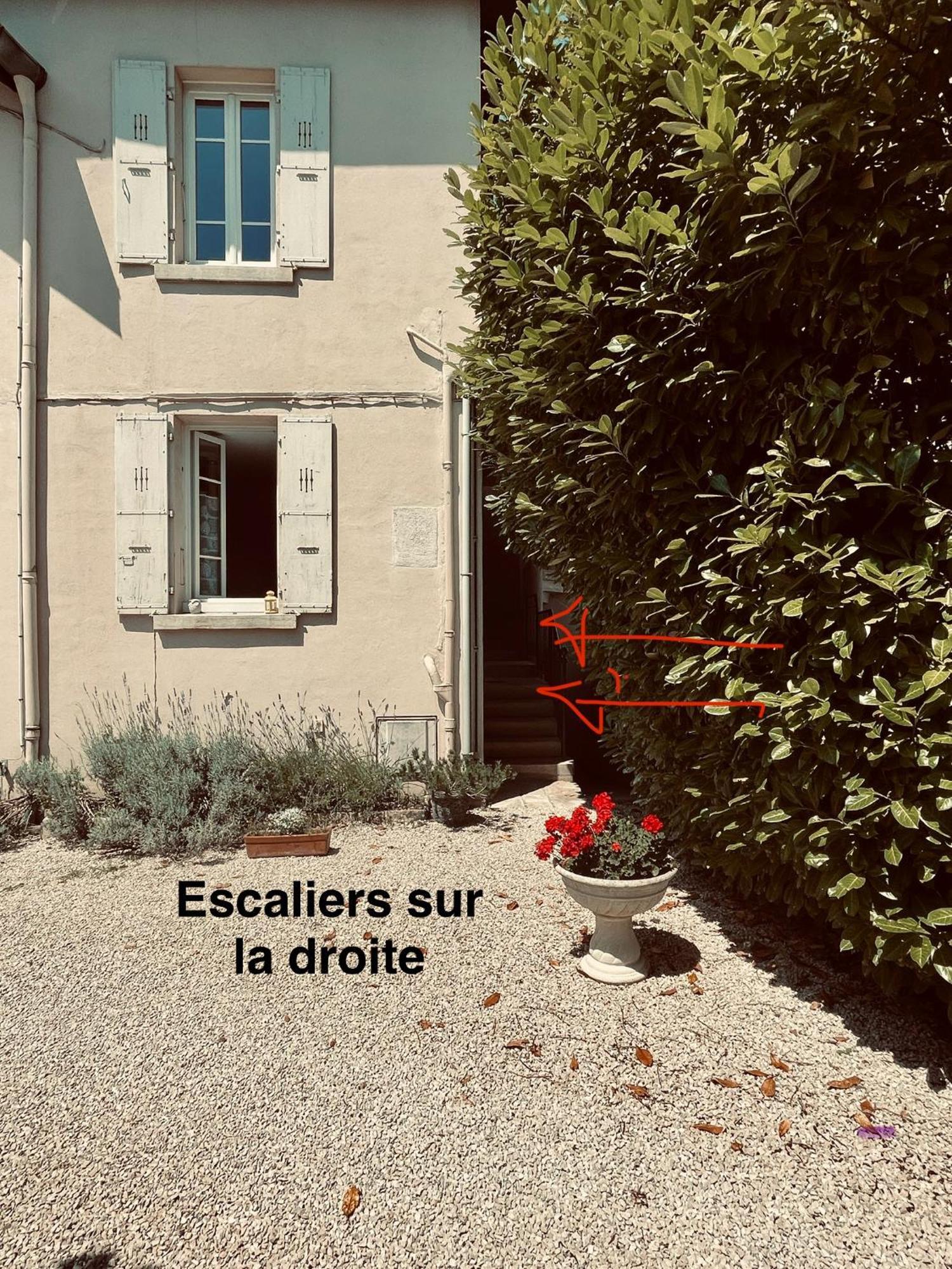 Location La Ferte, Calme Et Proximite Centre Ville Classe 3 Etoiles Lons-le-Saunier Buitenkant foto