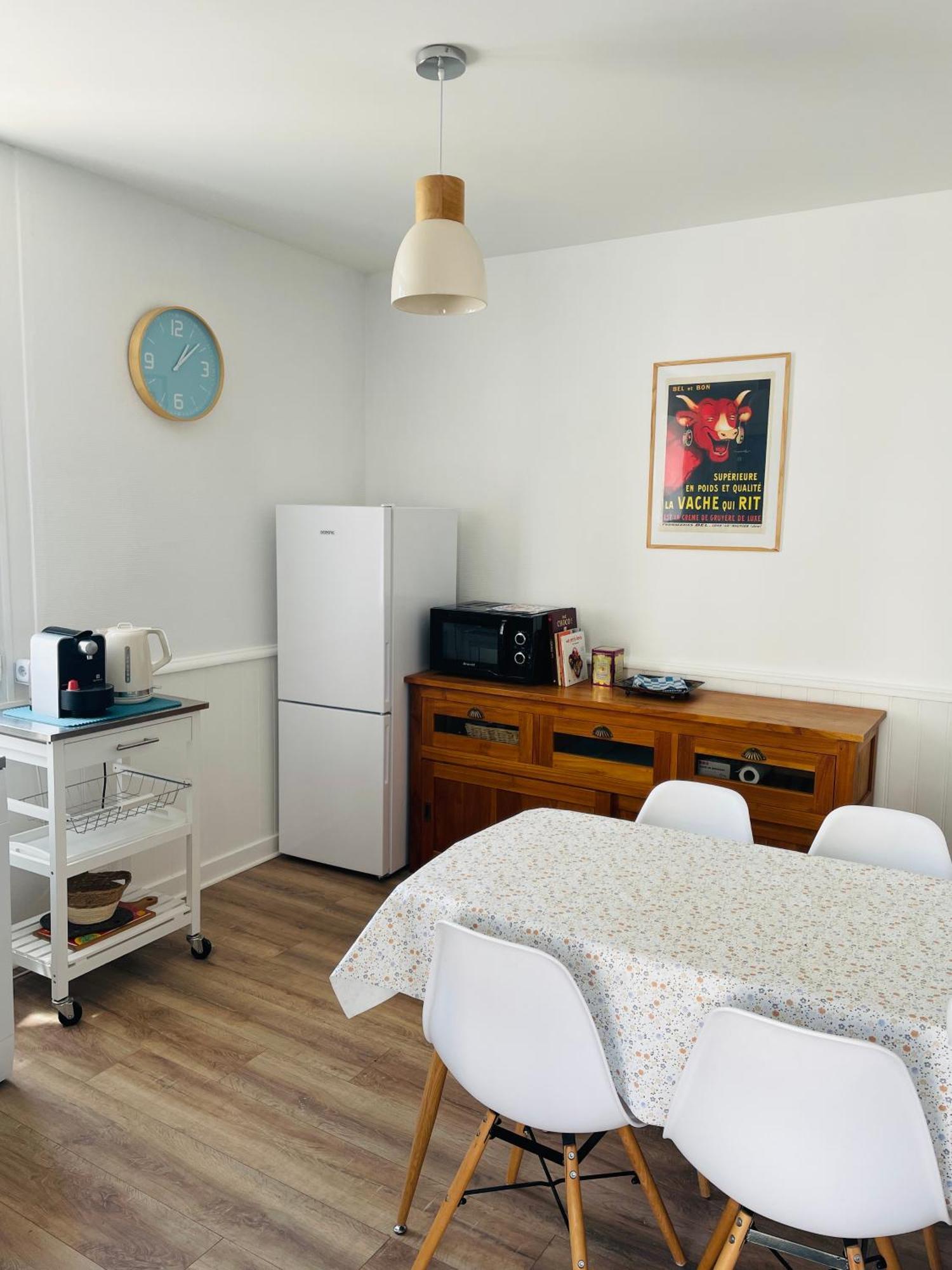 Location La Ferte, Calme Et Proximite Centre Ville Classe 3 Etoiles Lons-le-Saunier Buitenkant foto